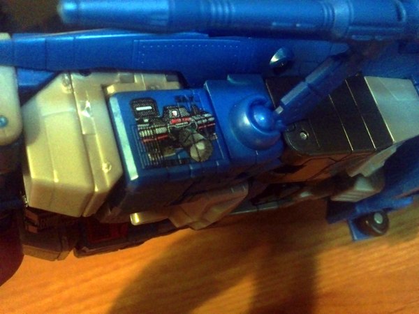 Transformers Masterpiece Thundercracker Toys R Us Exclusive In Hand Images  (11 of 13)